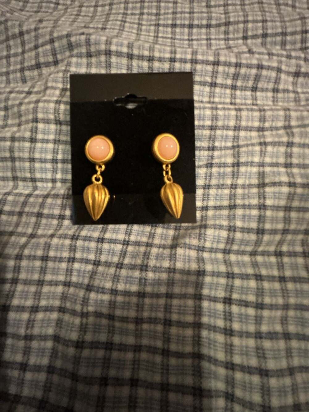 Vintage Avon Gold Tone Pink Cabochon Dangle Earrings